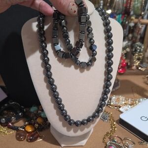 Elegant Black Hematite Beaded Necklace and Bracelet Set